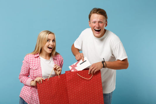 Idée cadeau drôle, Pourquoi le t-shirt peut-être un objet à la fois amusant et idéal à offrir ?