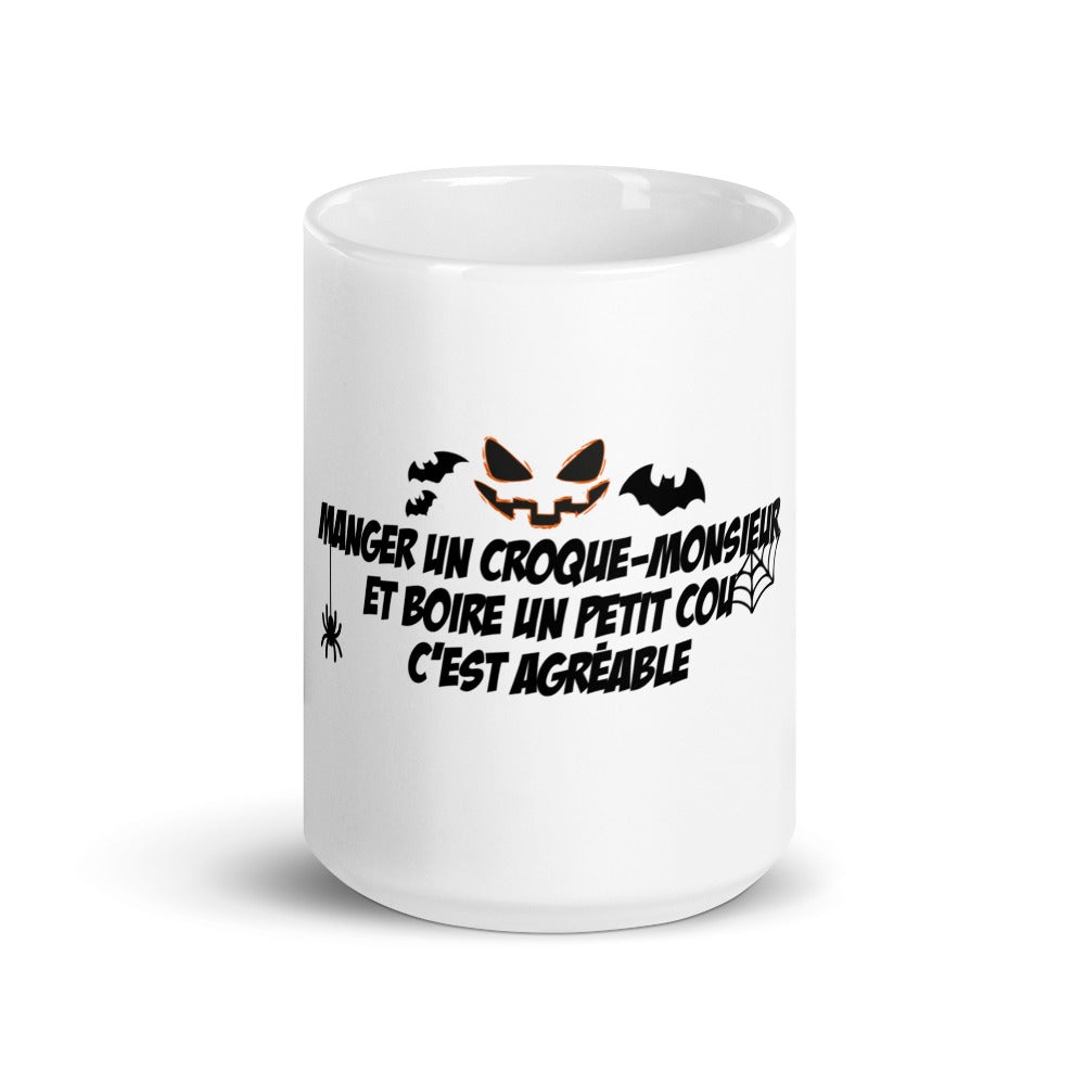 Mug halloween "Manger un croqie-monsieur et boire un petit cou c'est agréable"